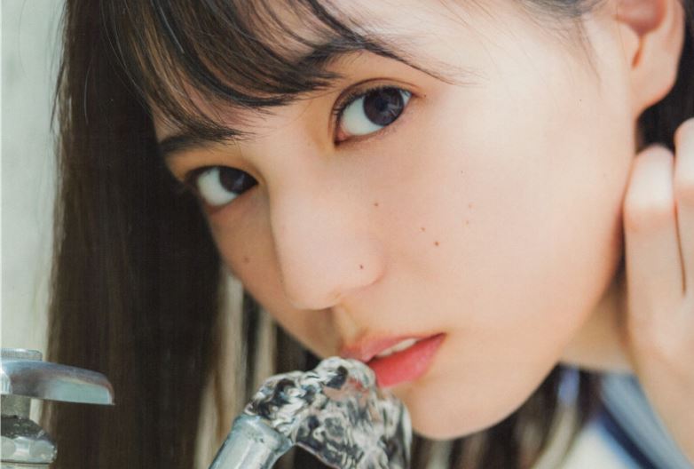 《日向坂46》小坂菜緒 1st写真君は誰[150VP/1.4G]-真好呀