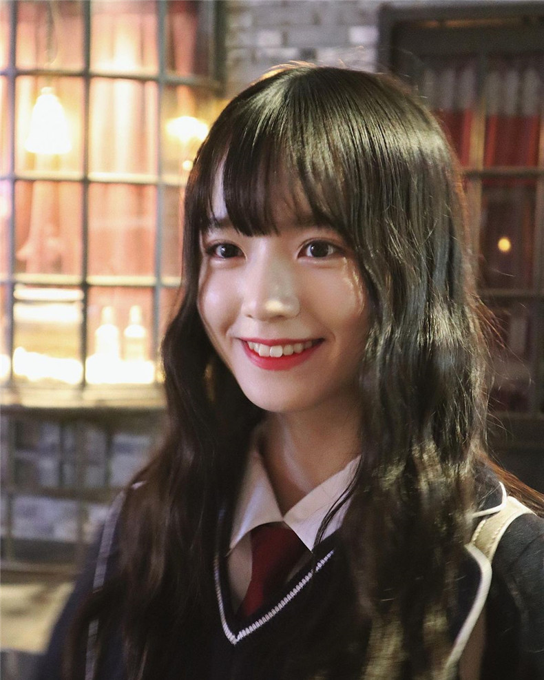 图片[4]-忍不住直盯！零死角美少女《tanya_o_c》一个甜笑忘忧忘愁让你心动！-真好呀