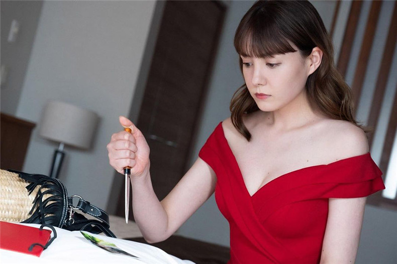 图片[4]-双层公寓美女！德日混血《トリンドル玲奈》年初将揭露泳衣摄影集-真好呀