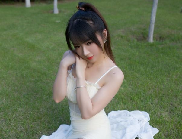 小女巫露娜最新户外图包下载-真好呀