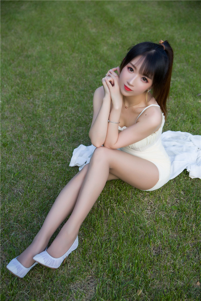 图片[2]-小女巫露娜最新户外图包下载-真好呀